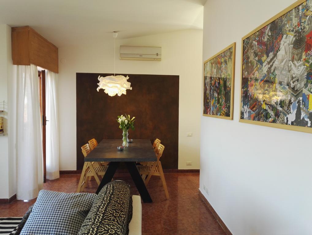 Roommo Lungarno Florence Buitenkant foto